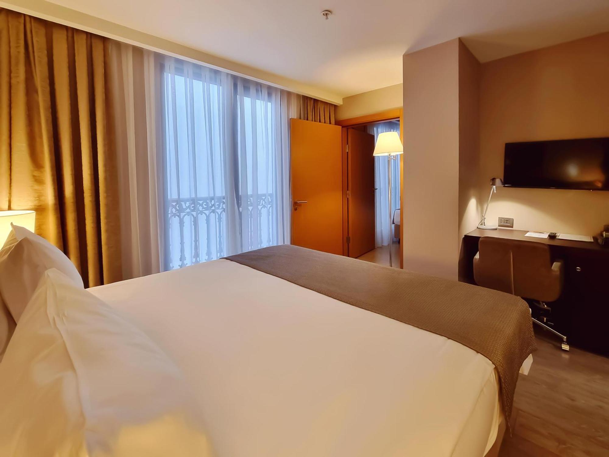 Port Bosphorus Hotel — Fotos 1